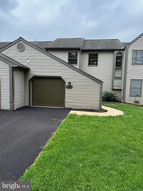 321 W Main St, Adamstown, PA 19501