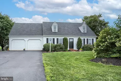 711 Landisville Rd, Manheim, PA 17545