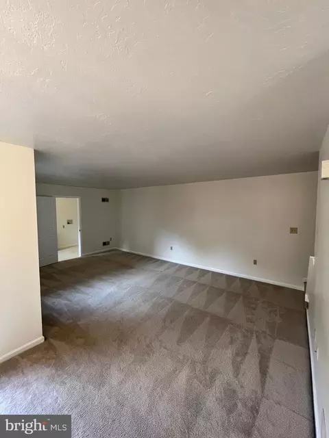 441 Crosswinds Dr, Lititz, PA 17543 photo 5