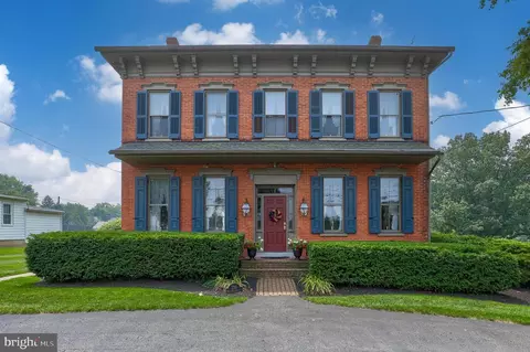 220 W Main St, Mountville, PA 17554