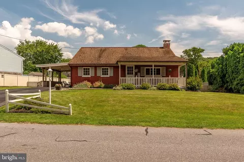 4544 Miller Dr, Mount Joy, PA 17552