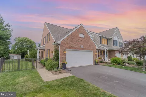50 Pennridge Ave, Mountville, PA 17554