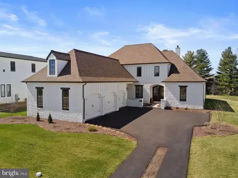 367 Thatcher Ln, Lititz, PA 17543 photo 1