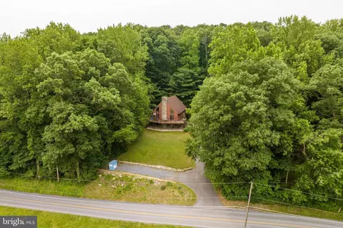 2528 Conestoga Creek Rd, Morgantown, PA 19543