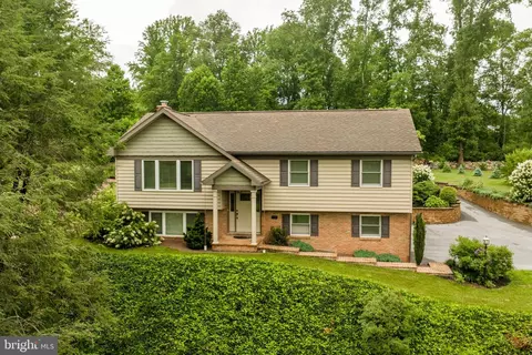 160 Kline Rd, Denver, PA 17517