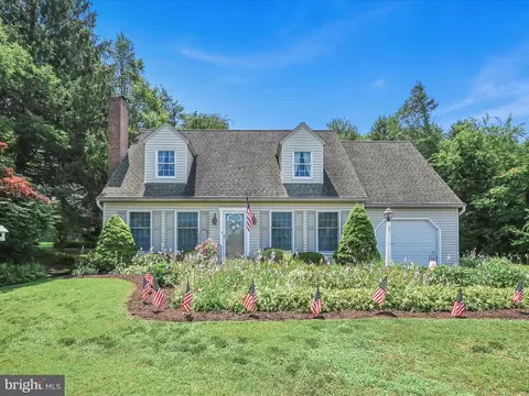67 W Boehms Rd, Willow Street, PA 17584