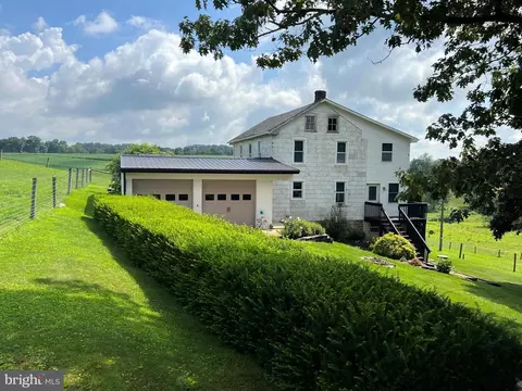 311 Cardinal Dr, Quarryville, PA 17566