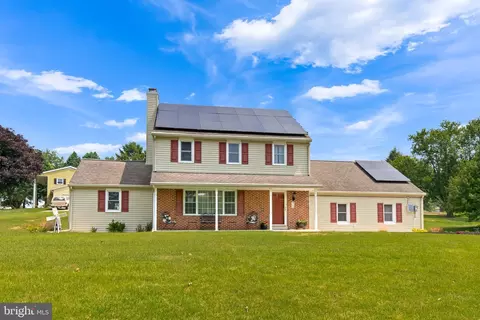 6 Springside Dr, Quarryville, PA 17566