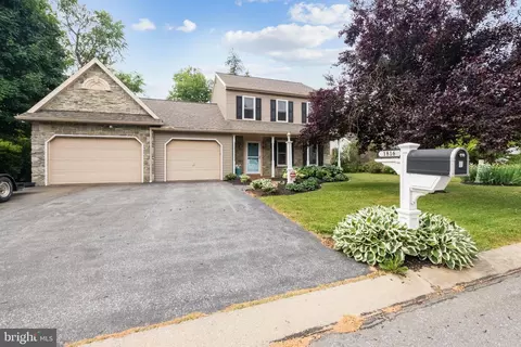 1816 Krystle Dr, Lancaster, PA 17602