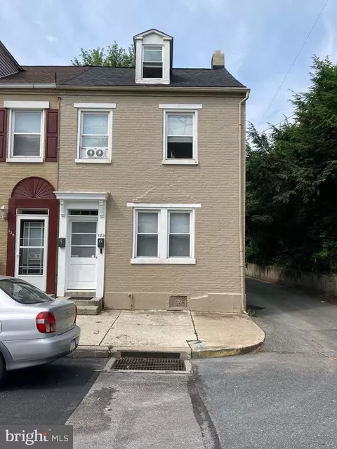 122 N Sixth St, Columbia, PA 17512