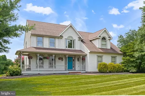 101 Meadow Creek Dr, Landisville, PA 17538