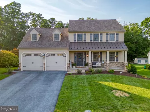 41 Brookfield Dr, Elizabethtown, PA 17022