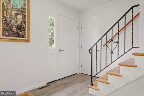 114 Leaman St, Lititz, PA 17543 photo 6