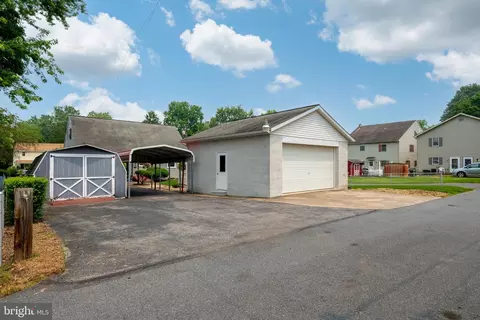 114 Leaman St, Lititz, PA 17543 photo 39