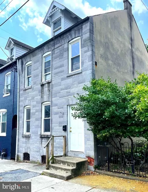116 New Dorwart St, Lancaster, PA 17603