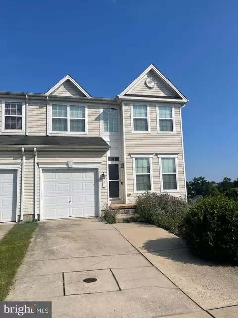 7 Poe Dr, Lancaster, PA 17603