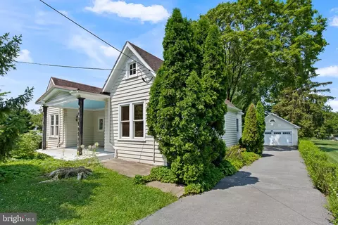 1407 1409 New Holland Pike, Lancaster, PA 17601