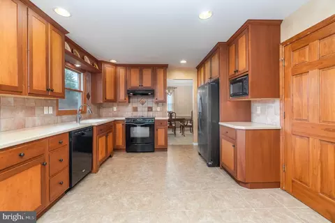 633 Lincoln Rd, Lititz, PA 17543 photo 11