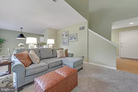 1045 Kent Gdn, Lititz, PA 17543 photo 7