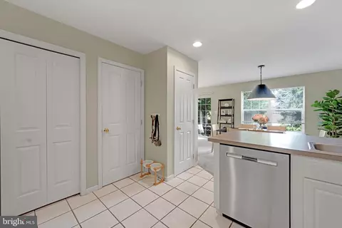 1045 Kent Gdn, Lititz, PA 17543 photo 10