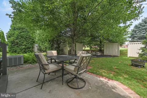 1045 Kent Gdn, Lititz, PA 17543 photo 21