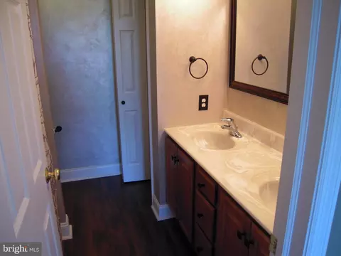 25 Semple Ct, Lititz, PA 17543 photo 9