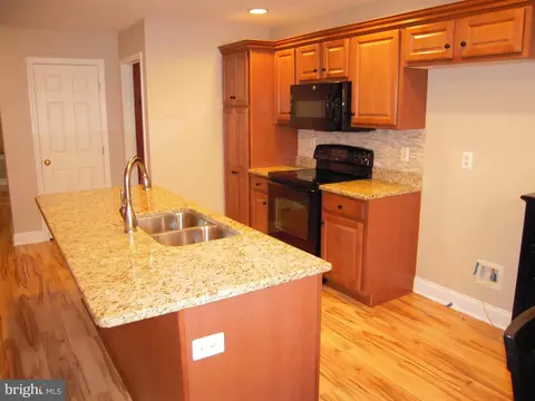 25 Semple Ct, Lititz, PA 17543 photo 5
