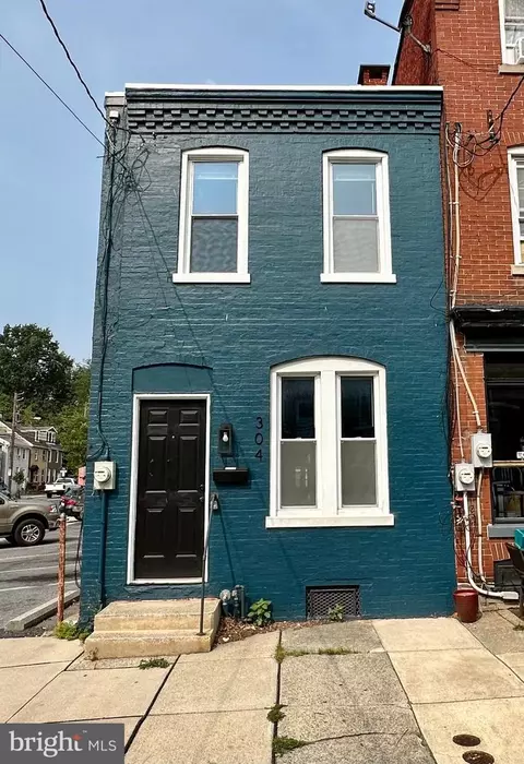 304 N Mulberry St, Lancaster, PA 17603
