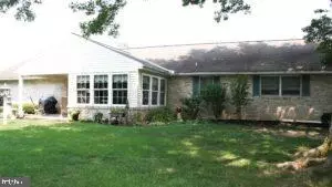 804 Sue Dr, Lititz, PA 17543 photo 7