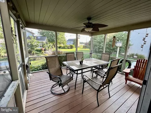 1 Lantern Cir, Lititz, PA 17543 photo 4