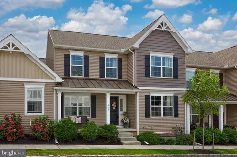 304 Weatherfield Pl, Lancaster, PA 17603