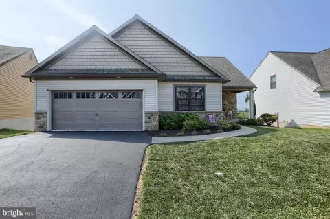 475 Hamilton Ct, Manheim, PA 17545