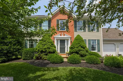 1030 Lehn Dr, Lancaster, PA 17601