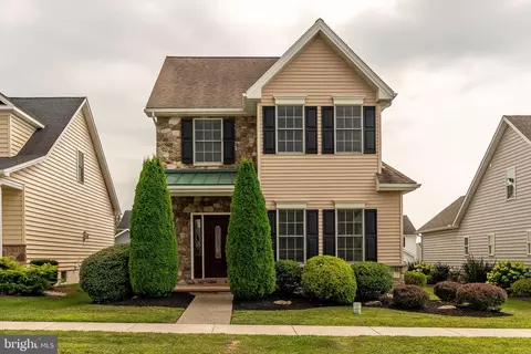 652 Richmond Dr, Lancaster, PA 17601