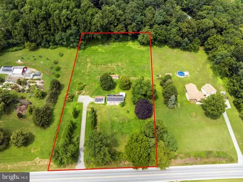 996 Valley Rd, Quarryville, PA 17566