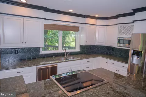 137 E Woods Dr, Lititz, PA 17543 photo 34