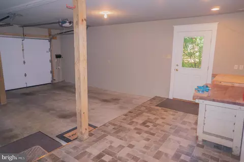 137 E Woods Dr, Lititz, PA 17543 photo 89