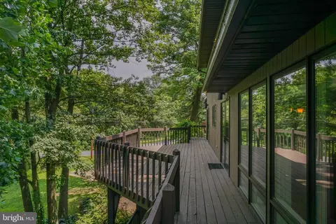 137 E Woods Dr, Lititz, PA 17543 photo 41