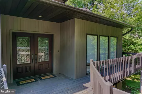 137 E Woods Dr, Lititz, PA 17543 photo 22