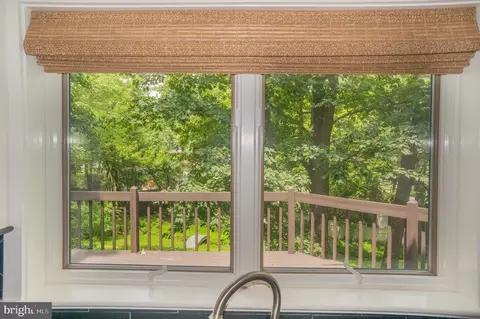 137 E Woods Dr, Lititz, PA 17543 photo 37