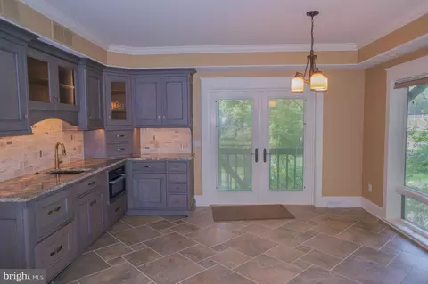 137 E Woods Dr, Lititz, PA 17543 photo 76