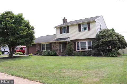 412 Nottingham Ave, Lancaster, PA 17601