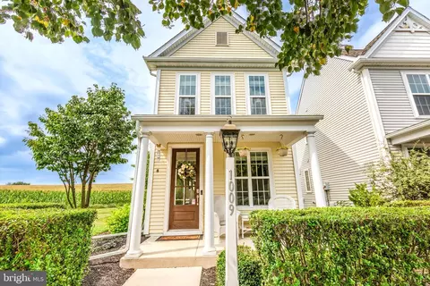 1009 Madelyn St, Mount Joy, PA 17552