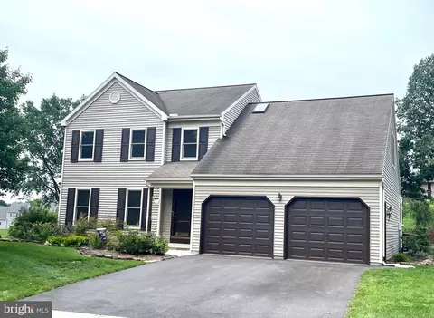 678 Buckingham Blvd, Elizabethtown, PA 17022