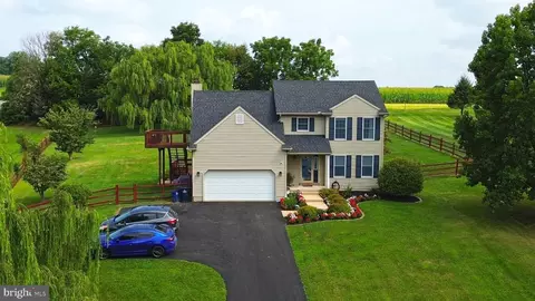 593 Rosehill Dr, Narvon, PA 17555