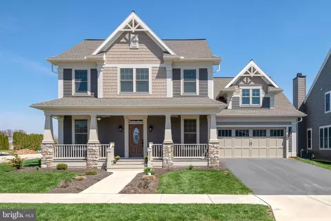 377 Home Towne Blvd, Ephrata, PA 17522
