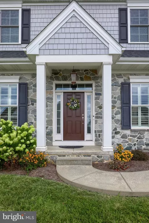 678 Warminster, Lititz, PA 17543 photo 5