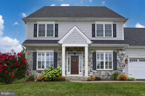 678 Warminster, Lititz, PA 17543 photo 4