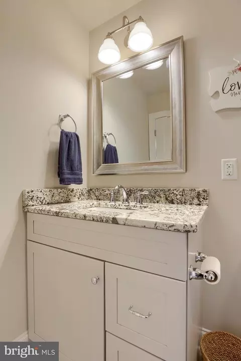 678 Warminster, Lititz, PA 17543 photo 37