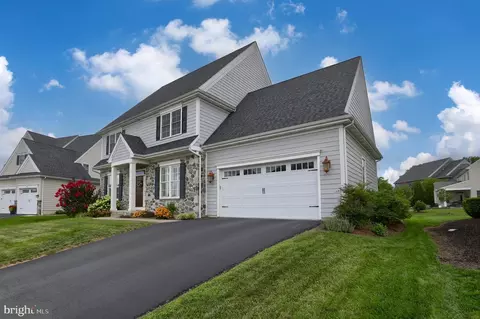 678 Warminster, Lititz, PA 17543 photo 3